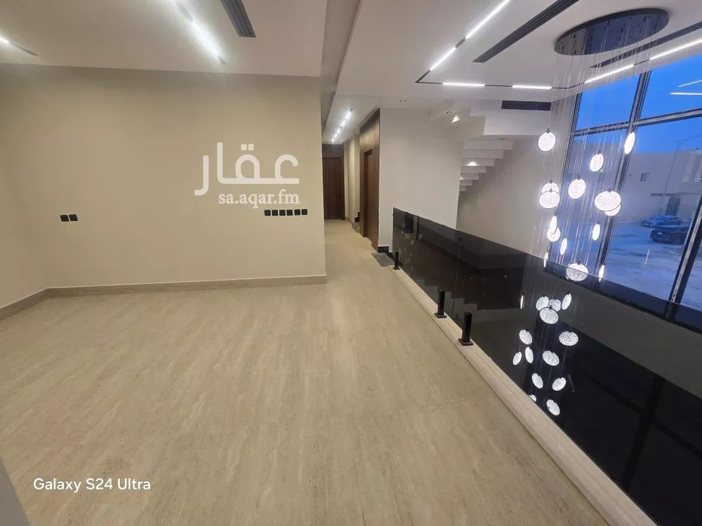 5 bedroom apartment in Al Aridh 2