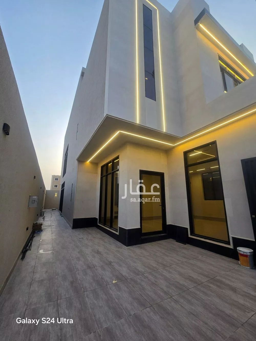 5 bedroom apartment in Al Aridh 4