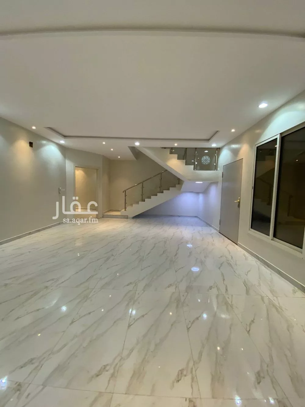 فيلا 6 غرف في طويق 17