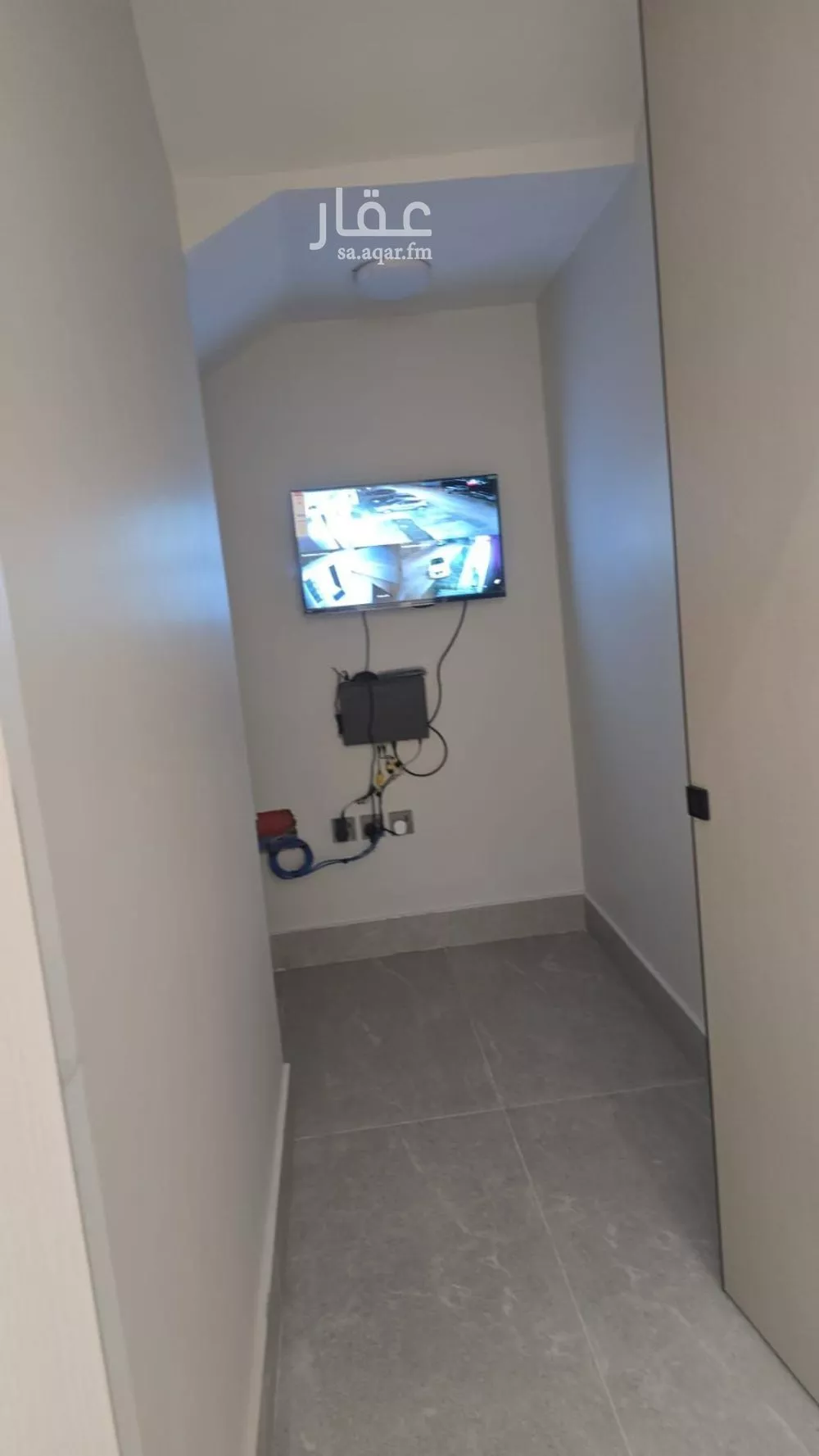 6 bedroom villa in Al Yarmouk 9