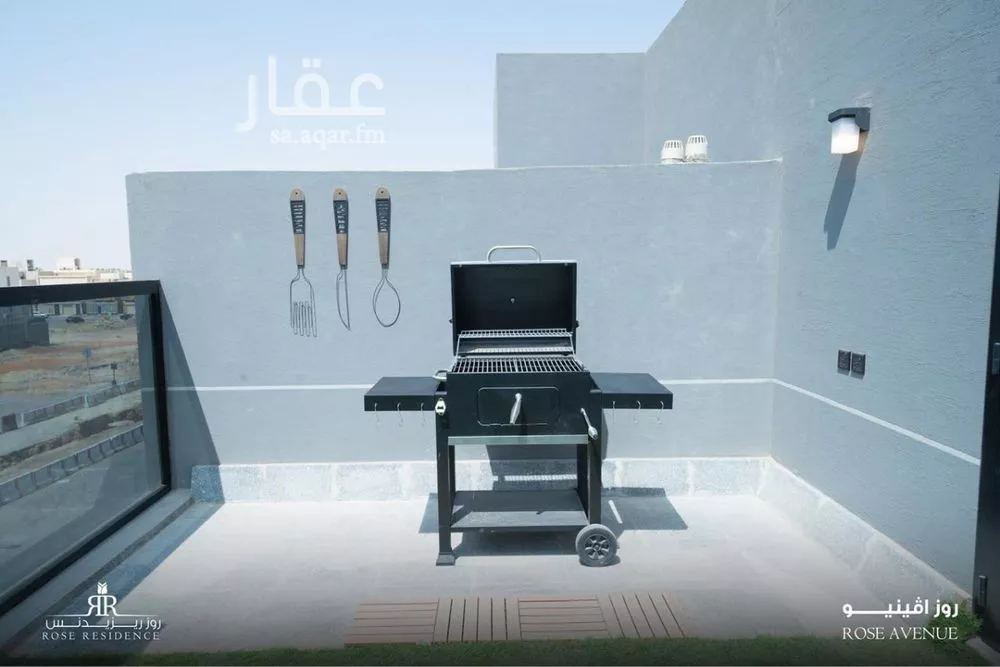 فيلا 4 غرف في العارض 7