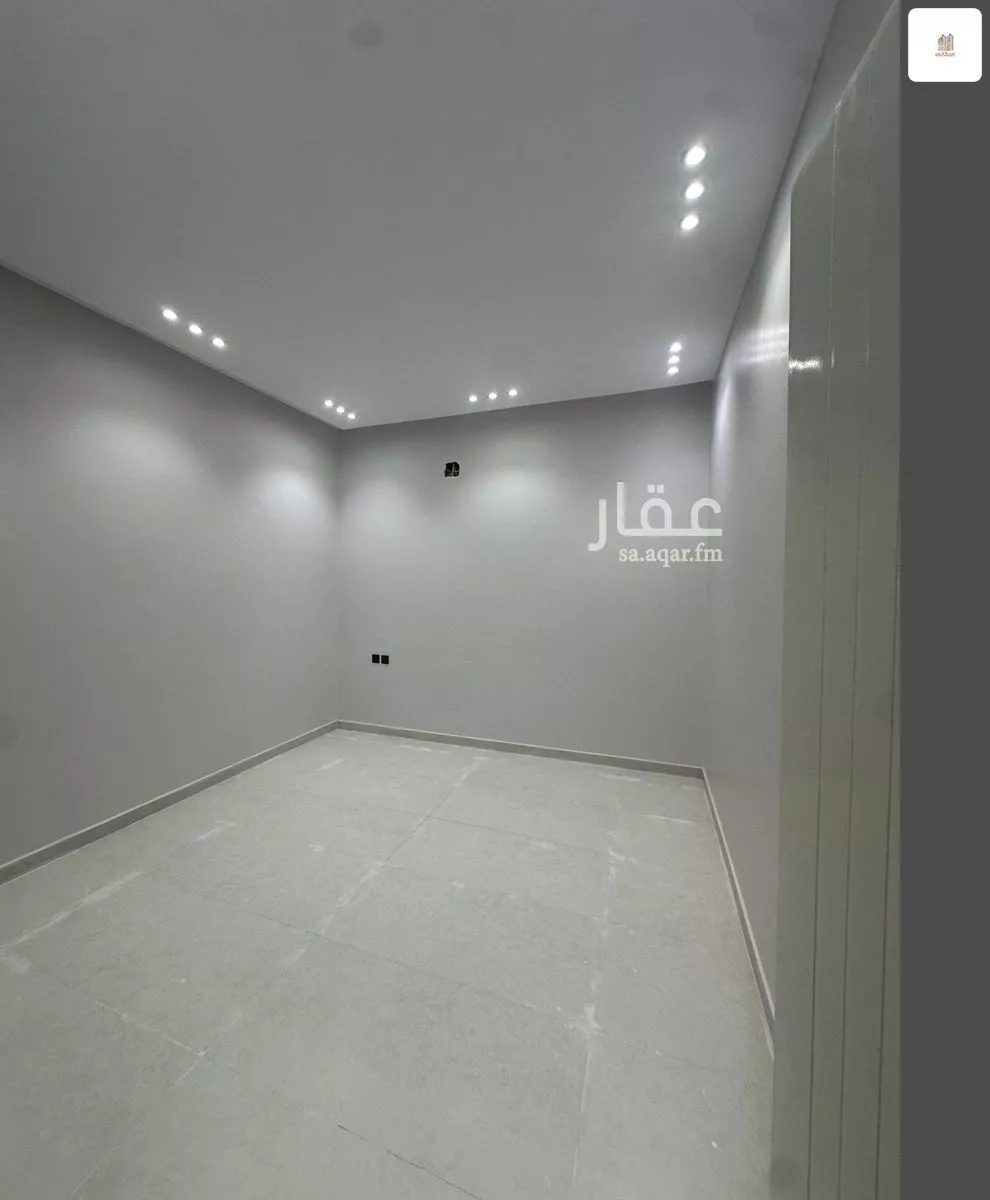 4 bedroom villa in Tuwaiq, Riyadh 14