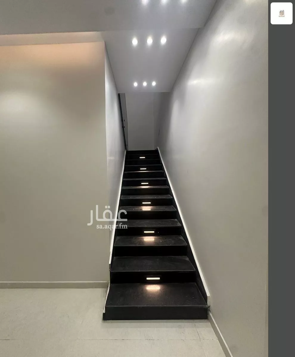4 bedroom villa in Tuwaiq, Riyadh 9