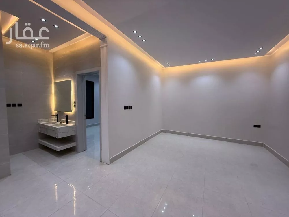 6 bedroom villa in Tuwaiq 17