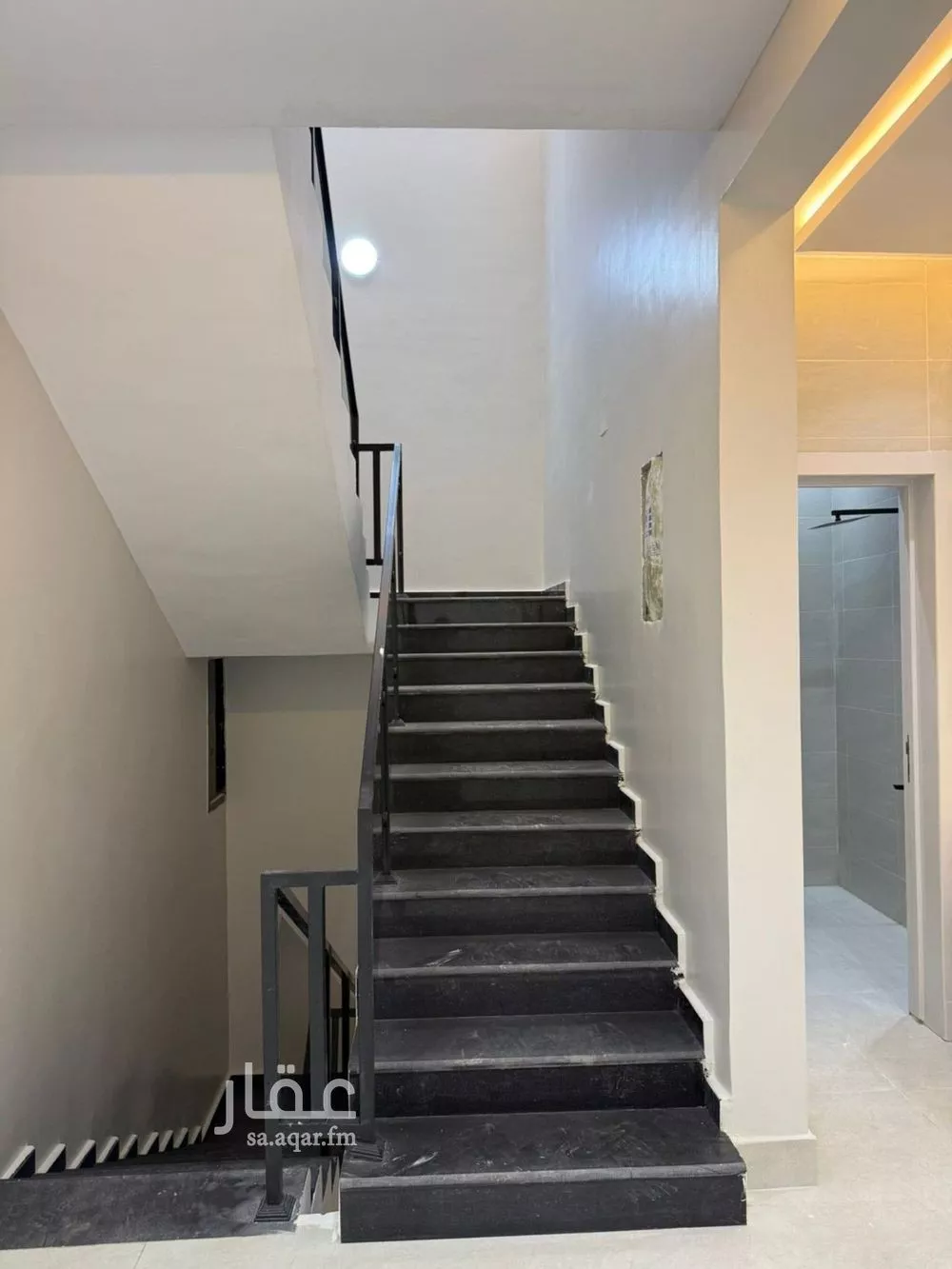 6 bedroom villa in Tuwaiq 18