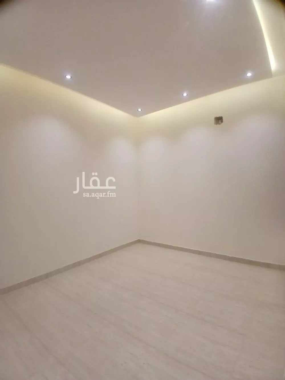 7 bedroom villa in Tuwaiq, Riyadh 9