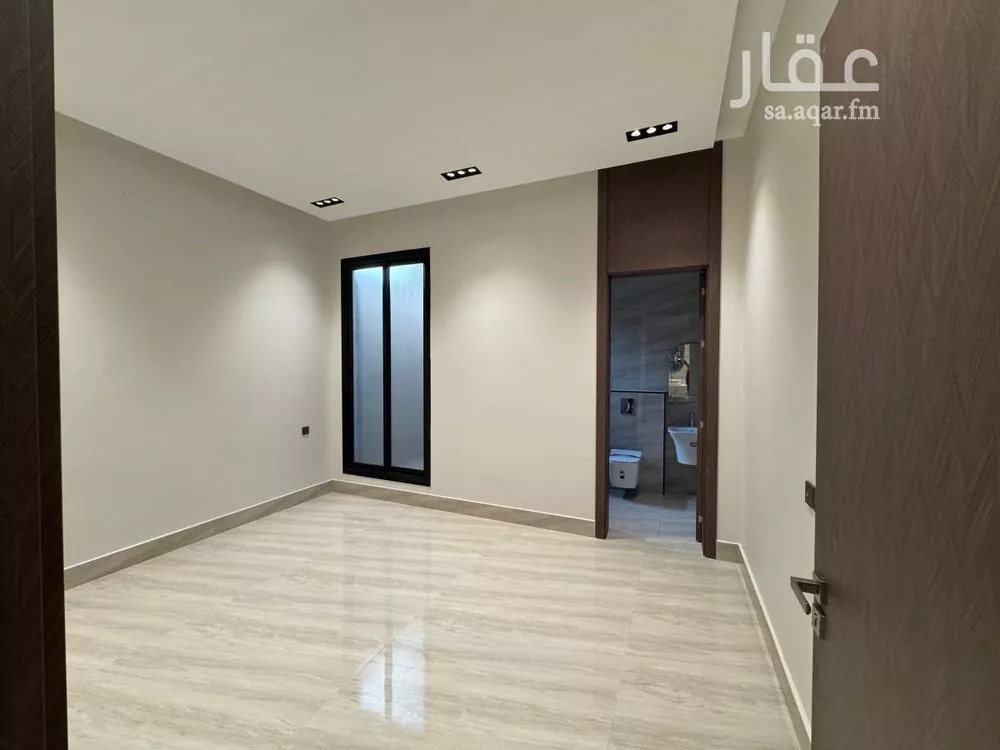 فيلا 6 غرف في الرمال 14