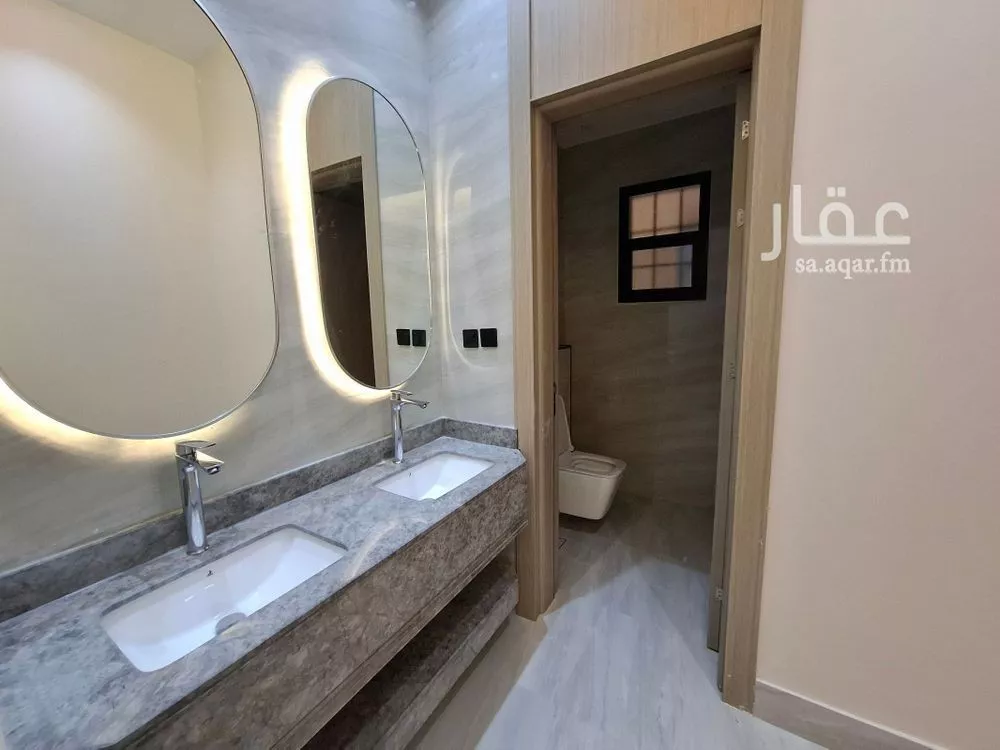 فيلا 5 غرف في الرمال 12