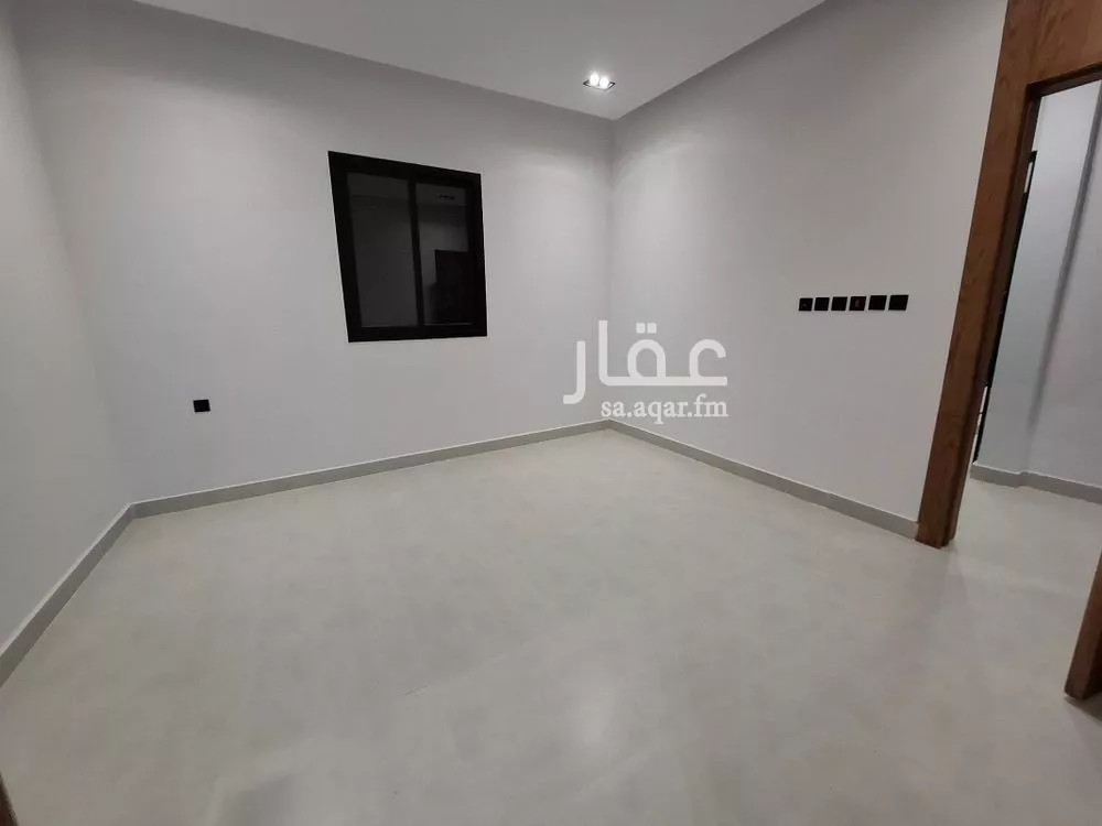 فيلا 5 غرف في الرمال 7
