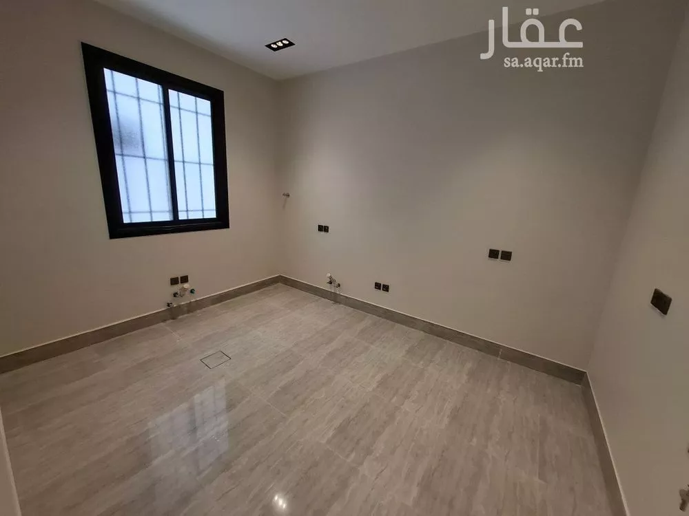 فيلا 5 غرف في الرمال 8