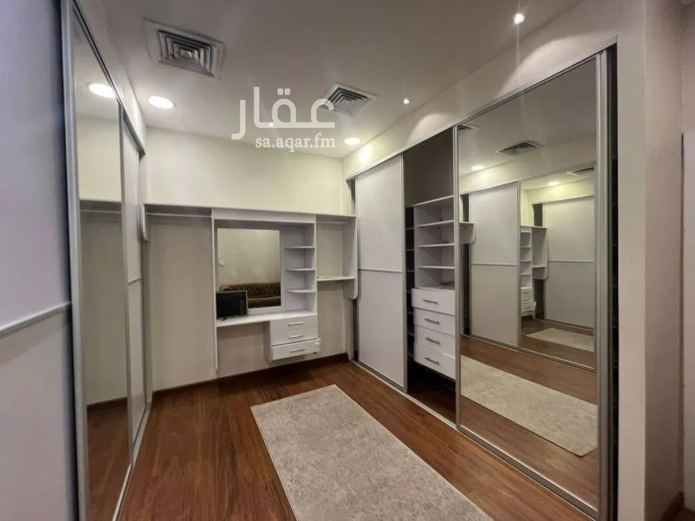 فيلا 9 غرف في الحمراء 9