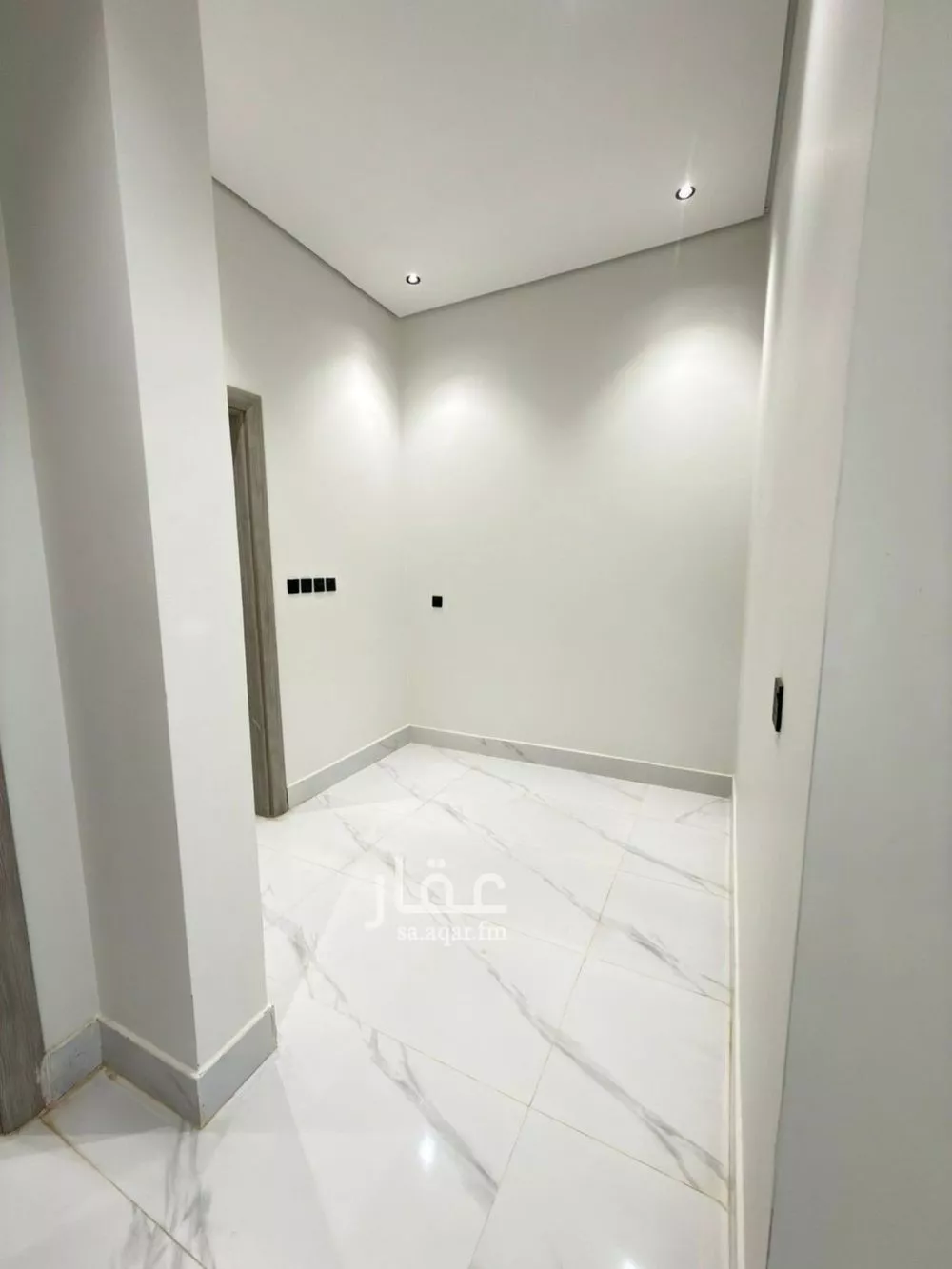 8 bedroom villa in Dhahrat Laban 7