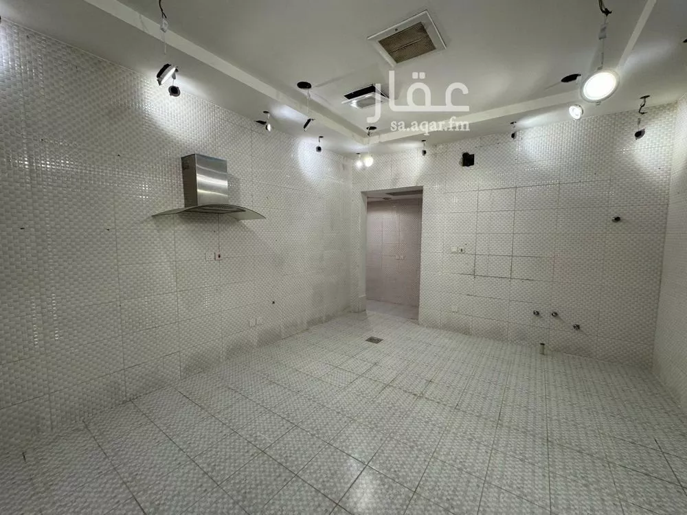 5 bedroom villa in Al Narjis 11
