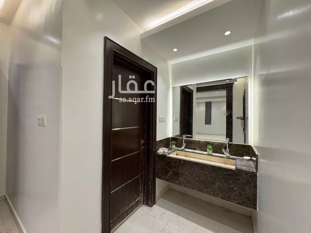 5 bedroom villa in Al Narjis 12
