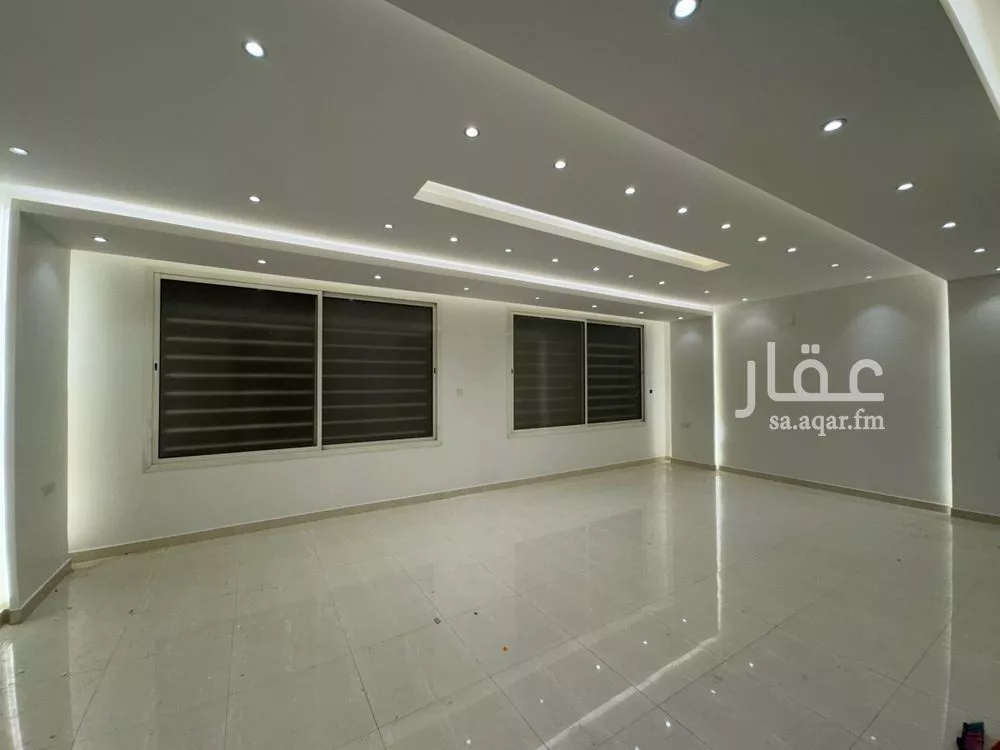 5 bedroom villa in Al Narjis 13