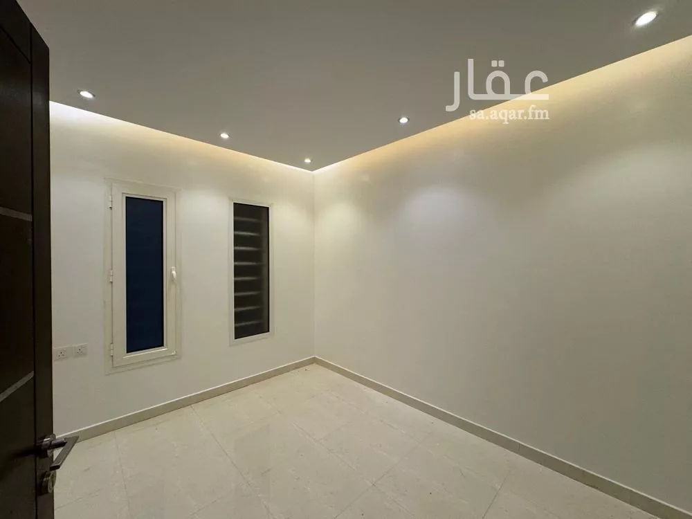 5 bedroom villa in Al Narjis 23