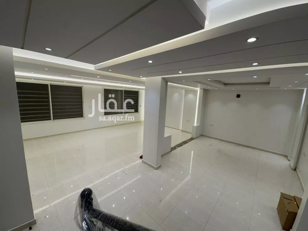 5 bedroom villa in Al Narjis 24