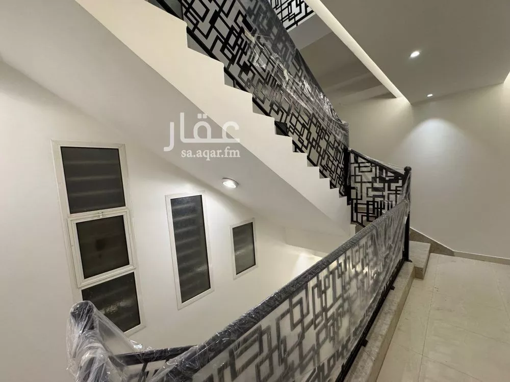 5 bedroom villa in Al Narjis 25