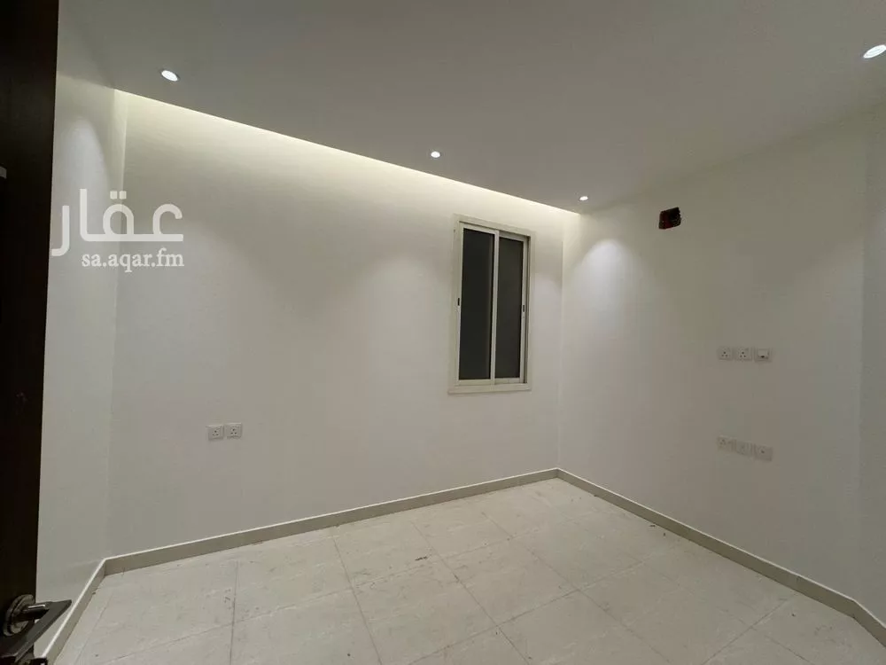 5 bedroom villa in Al Narjis 28