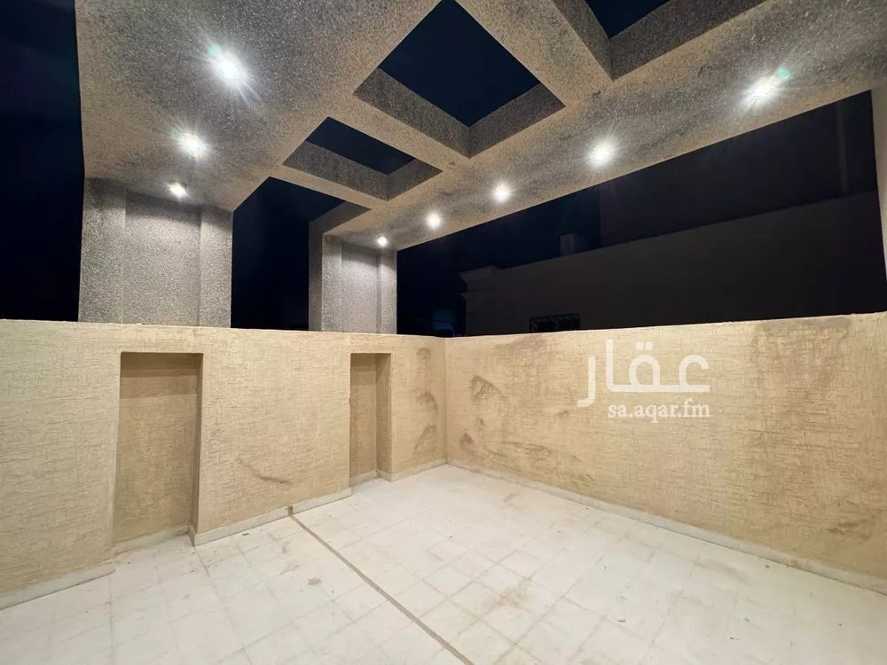 5 bedroom villa in Al Narjis 29