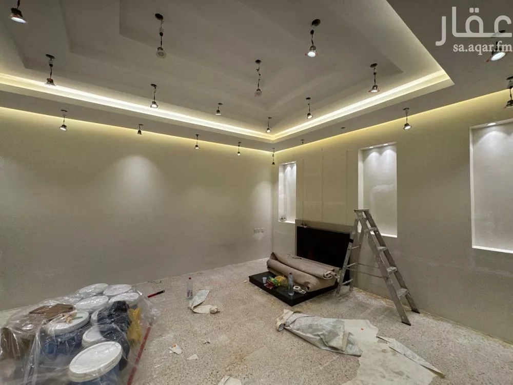 5 bedroom villa in Al Narjis 6