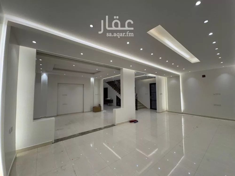 5 bedroom villa in Al Narjis 10