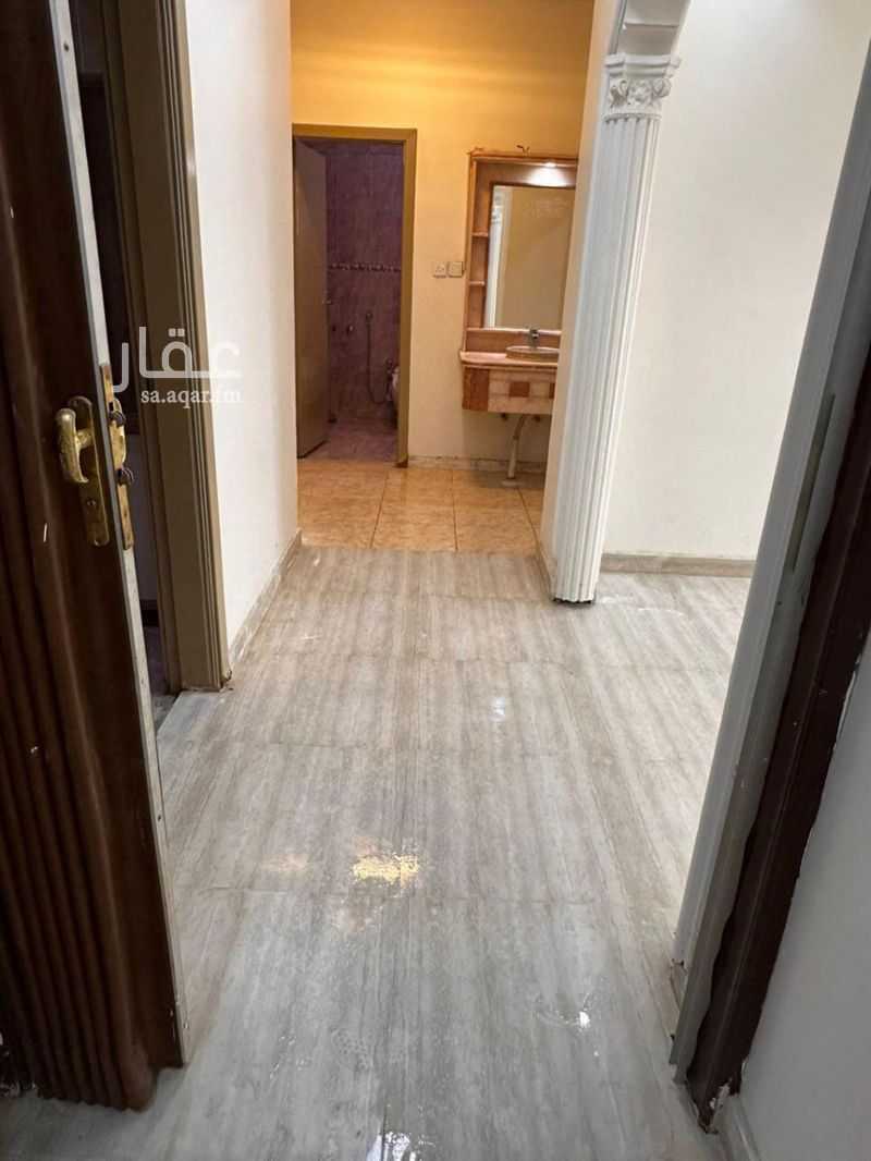 3 bedroom apartment in Dhahrat Laban, Riyadh 9
