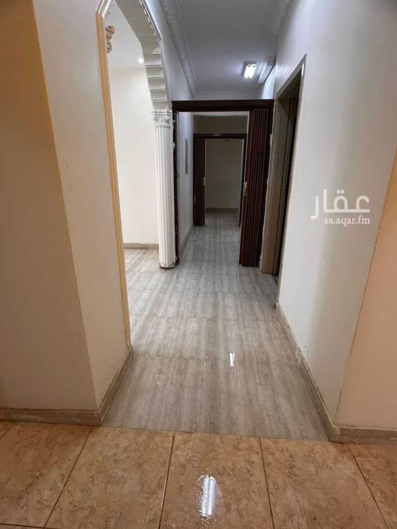 3 bedroom apartment in Dhahrat Laban, Riyadh 7