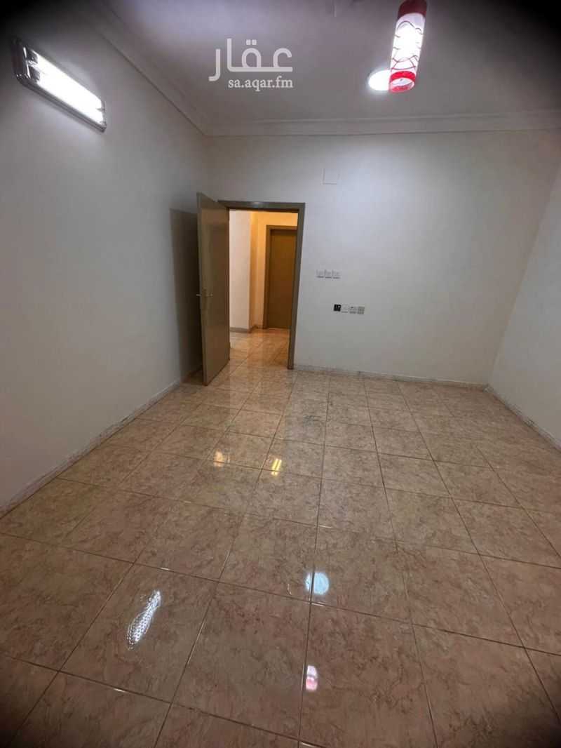 3 bedroom apartment in Dhahrat Laban, Riyadh 14