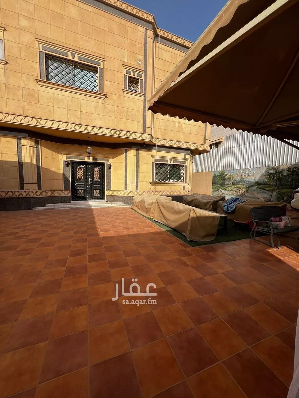 5 bedroom villa in Al Yarmouk 6