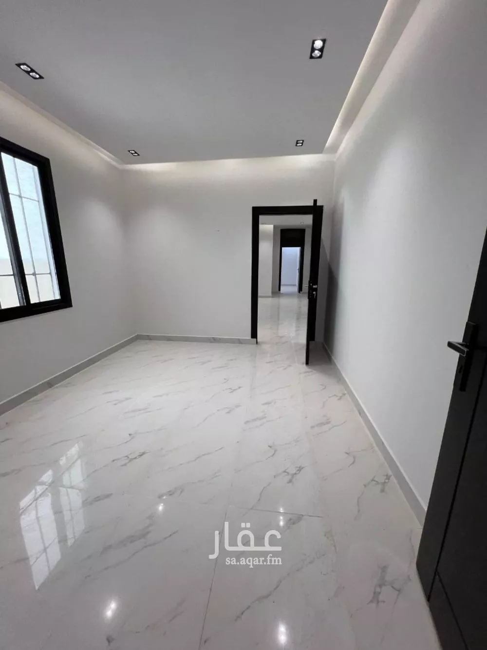 فيلا 7 غرف في الجنادرية 8