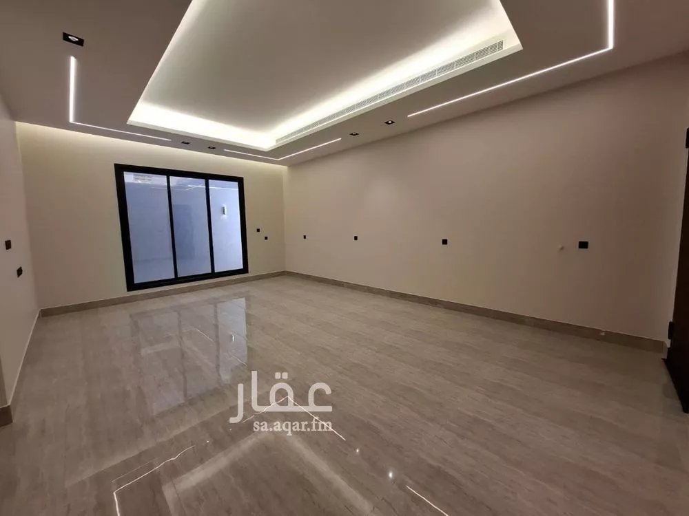 فيلا 5 غرف في العارض 7