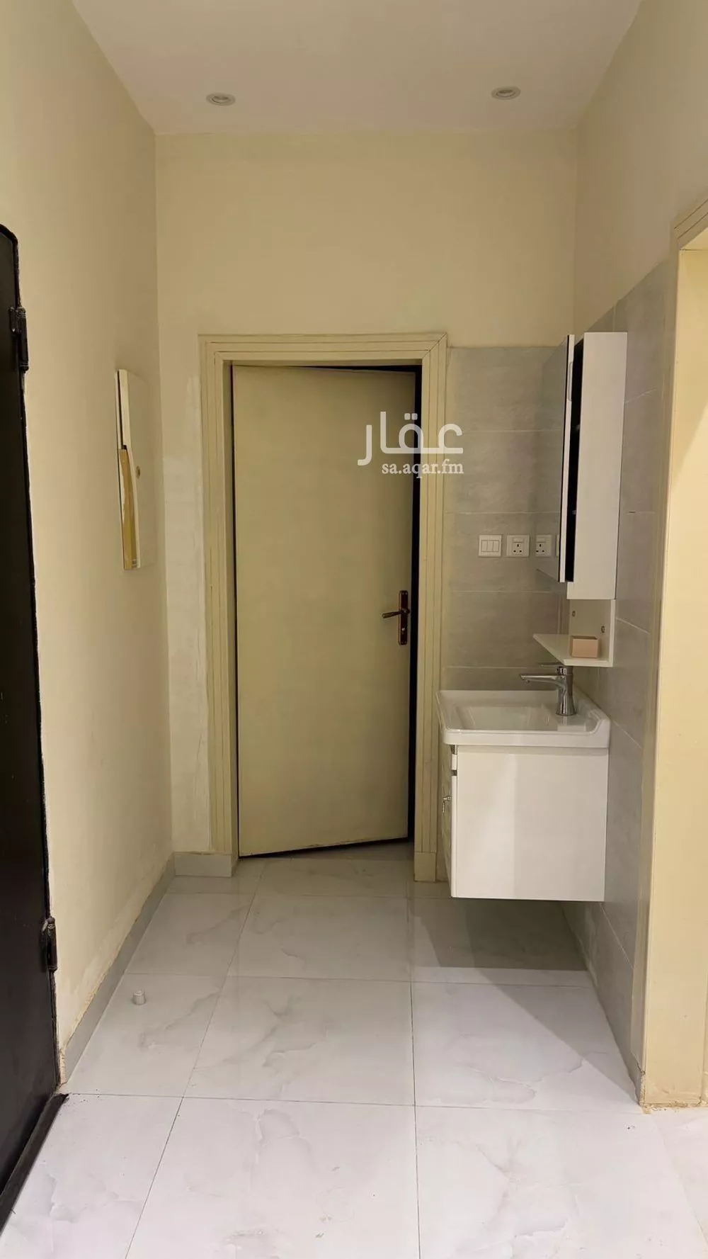 دور 3 غرف في العارض 9