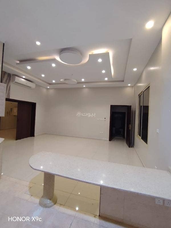 5 bedroom apartment in Bani Bayadah, Madinah 6