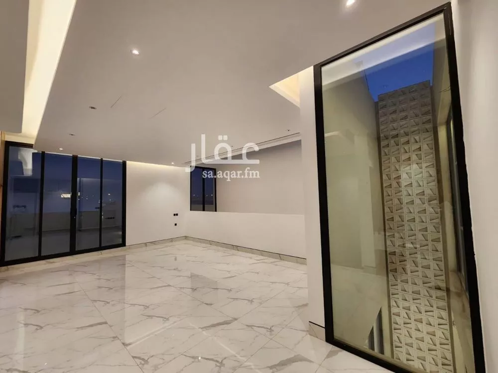 5 bedroom villa in Al Narjis 12