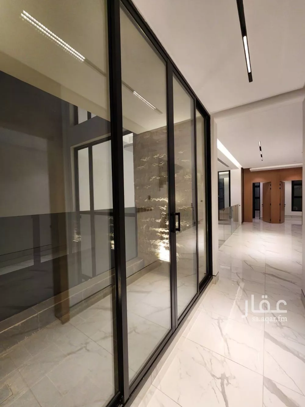 5 bedroom villa in Al Narjis 8