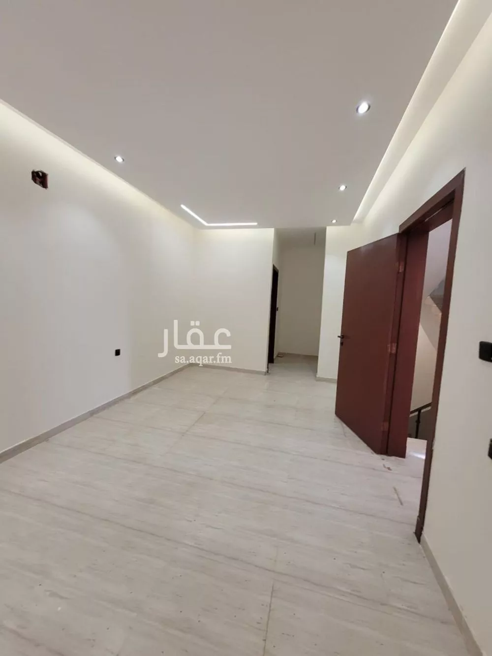 5 bedroom villa in Tuwaiq 12