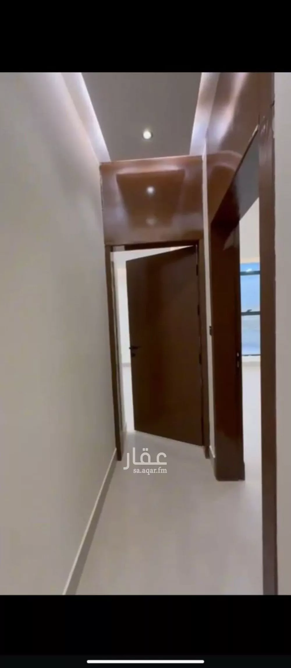 فيلا 5 غرف في عكاظ 11