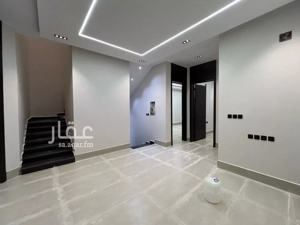 6 bedroom villa in Al Uraija Al Gharbiyah 14