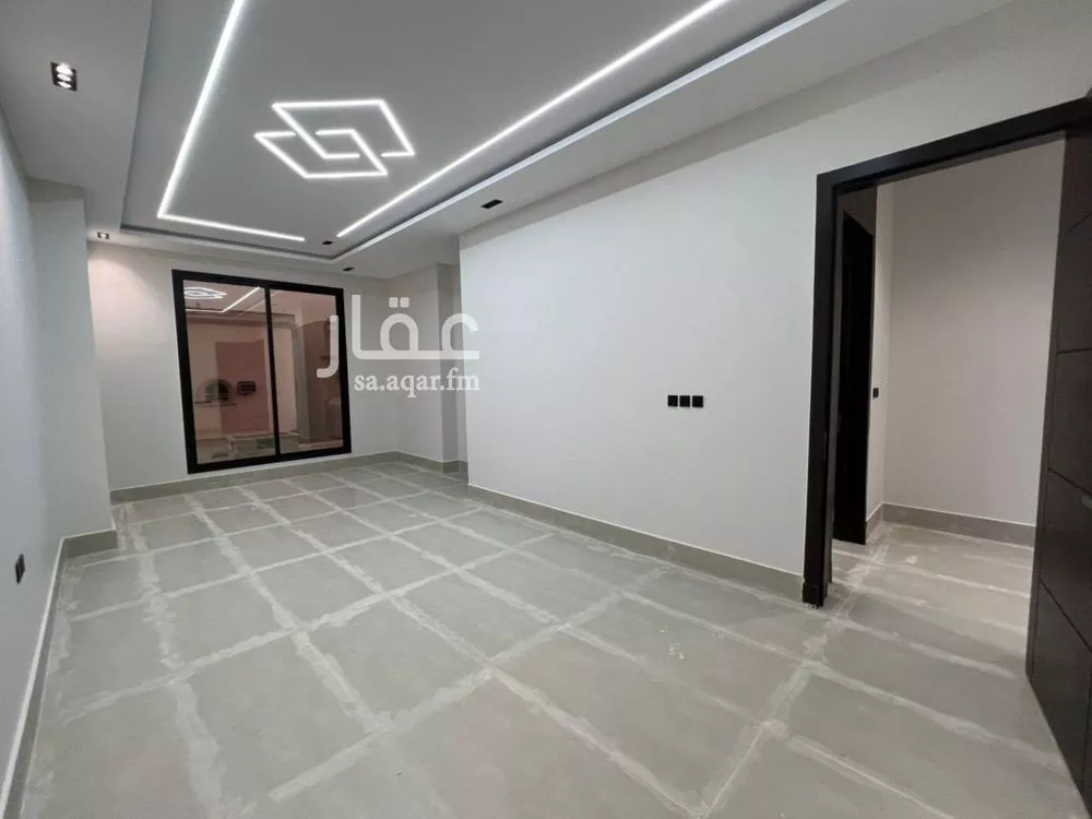 6 bedroom villa in Al Uraija Al Gharbiyah 7