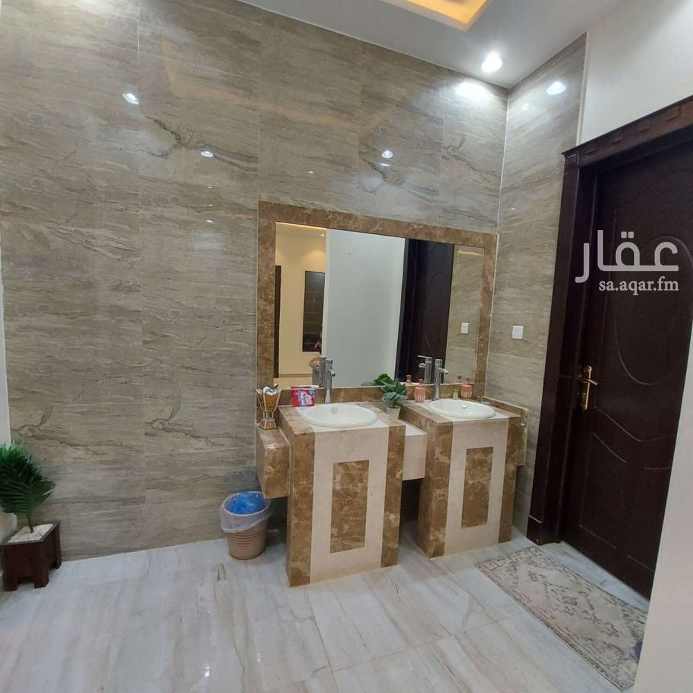 4 bedroom villa in Al Qadisiyah, Riyadh 11