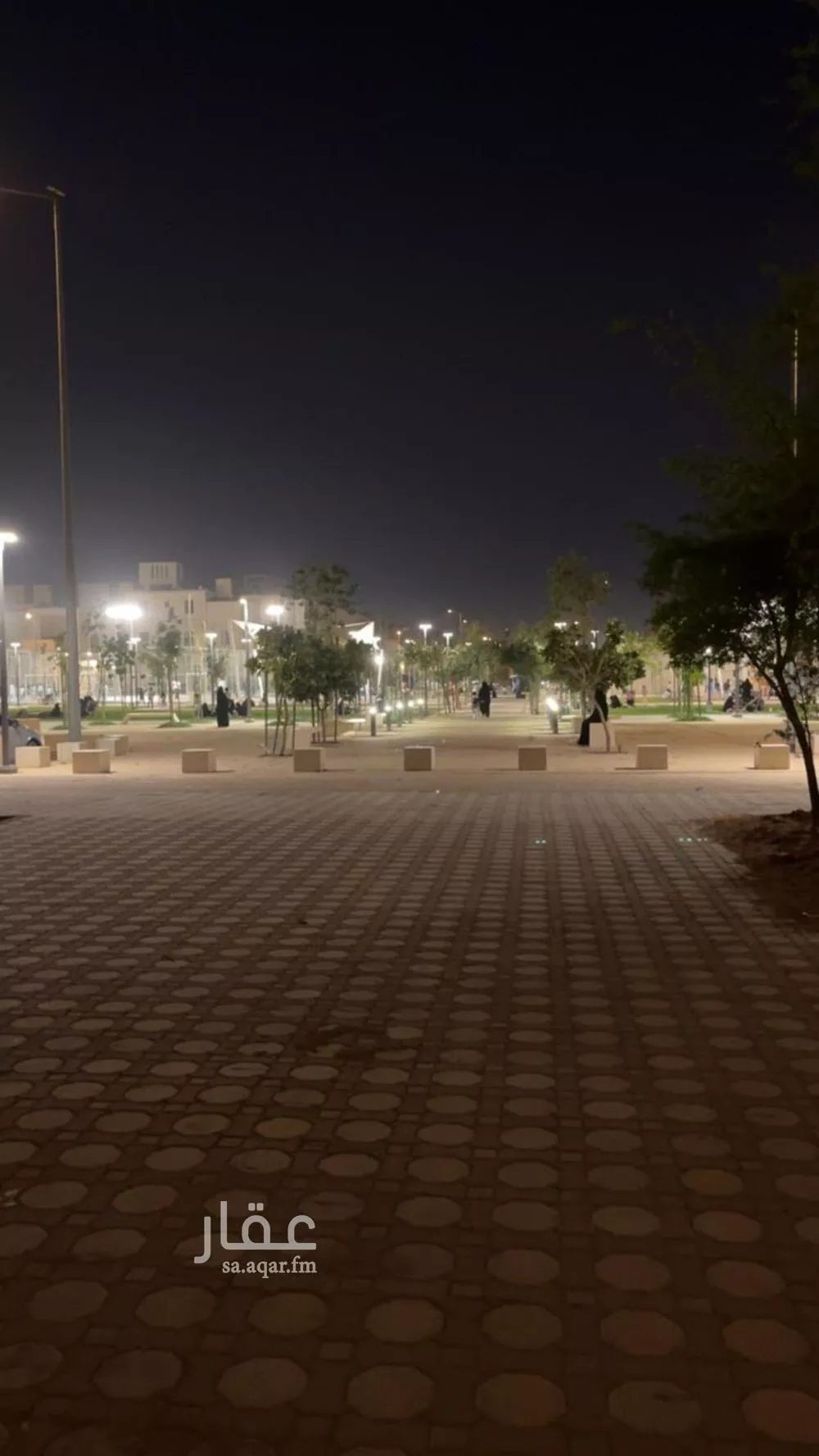 فيلا 15 غرف في القادسية 17