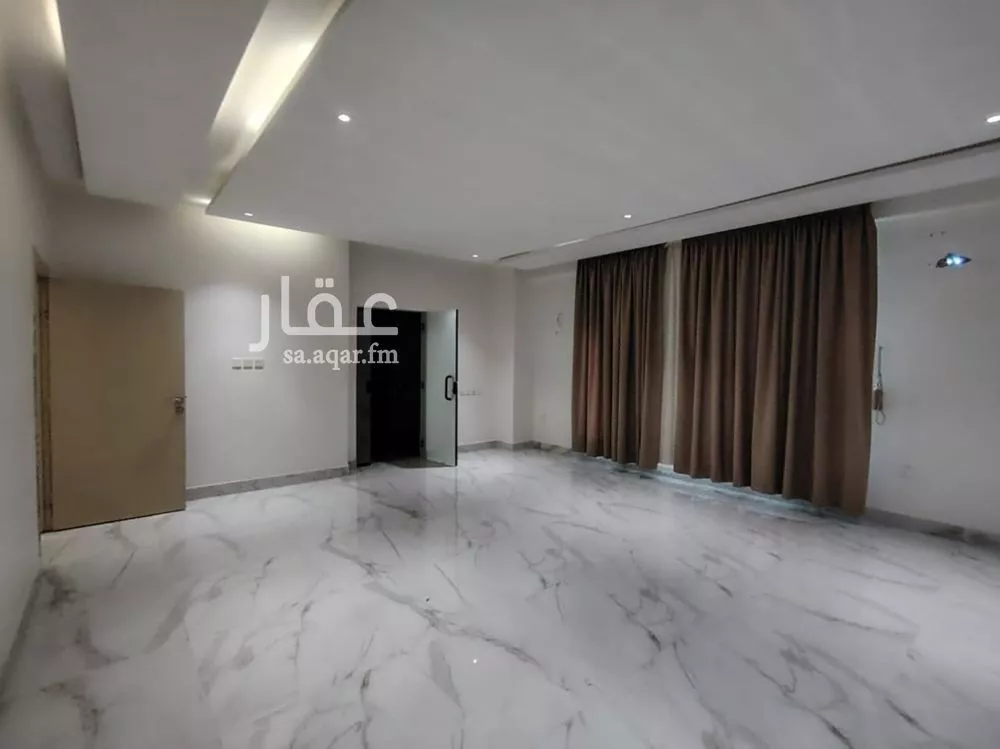 دوبلكس 10 غرف في عكاظ 18