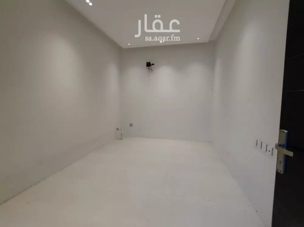 دوبلكس 10 غرف في عكاظ 10