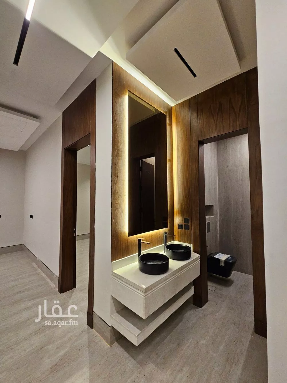 4 bedroom villa in Al Narjis 9