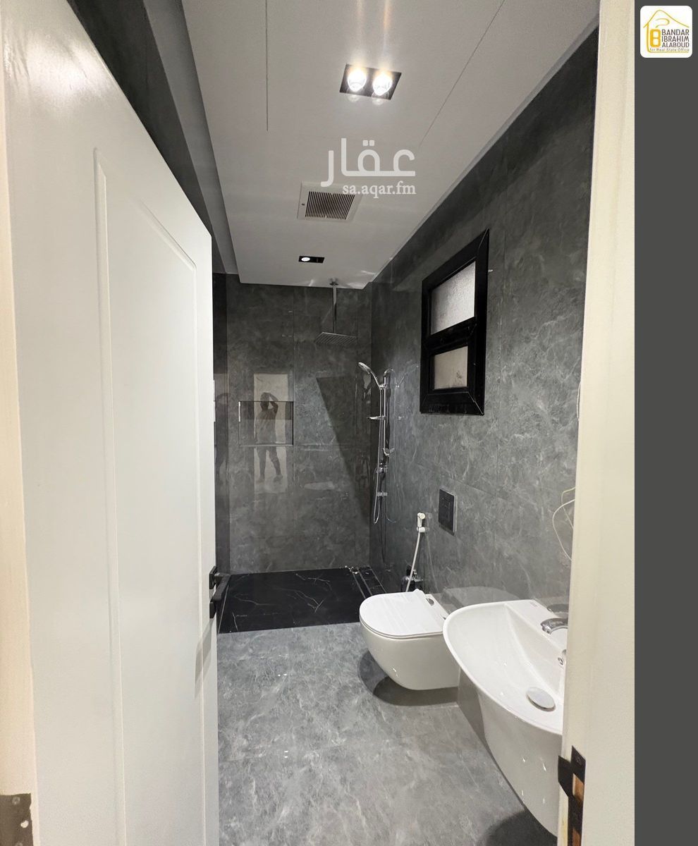 4 bedroom apartment in Al Aridh, Riyadh 23