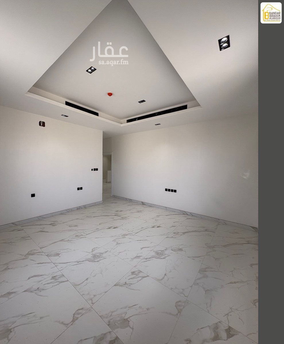 4 bedroom apartment in Al Aridh, Riyadh 15