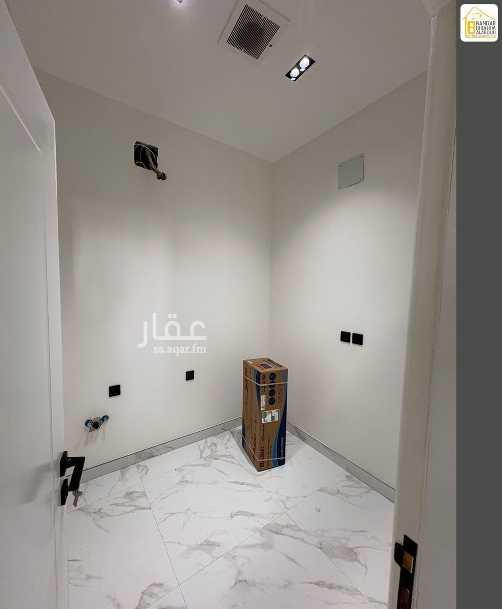 4 bedroom apartment in Al Aridh, Riyadh 20