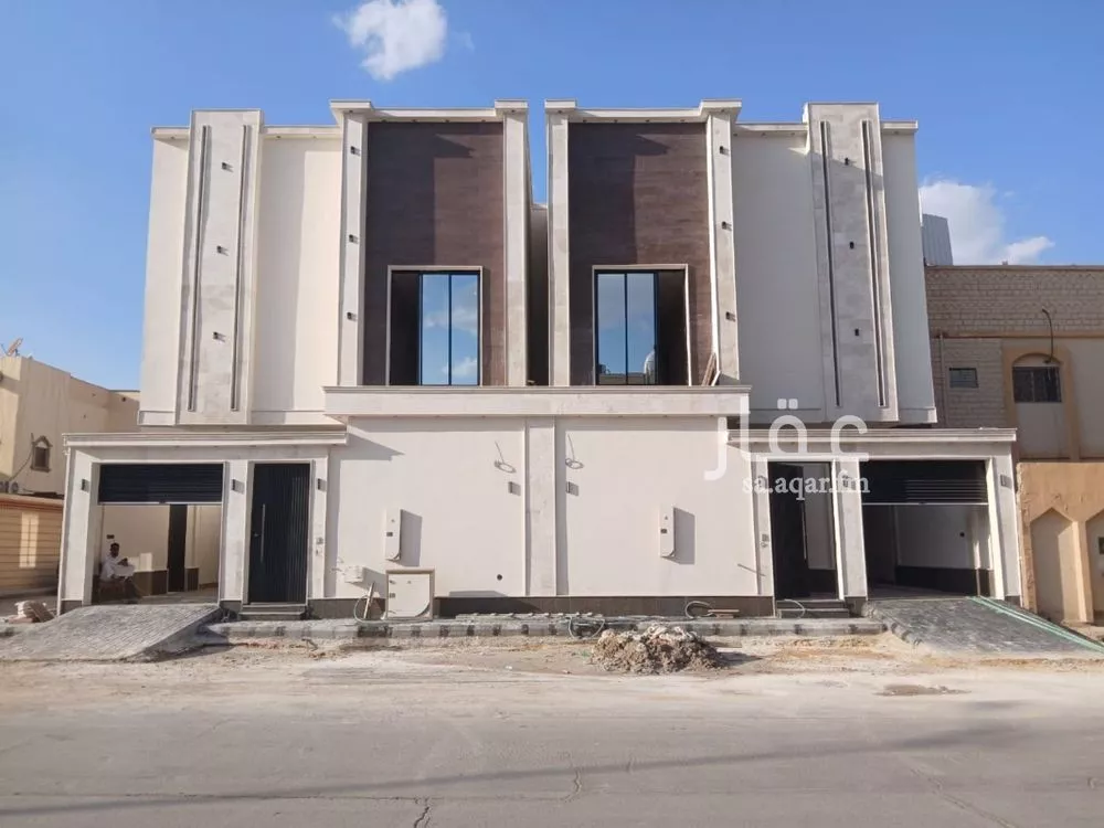 6 bedroom villa in Al Uraija Al Gharbiyah 2