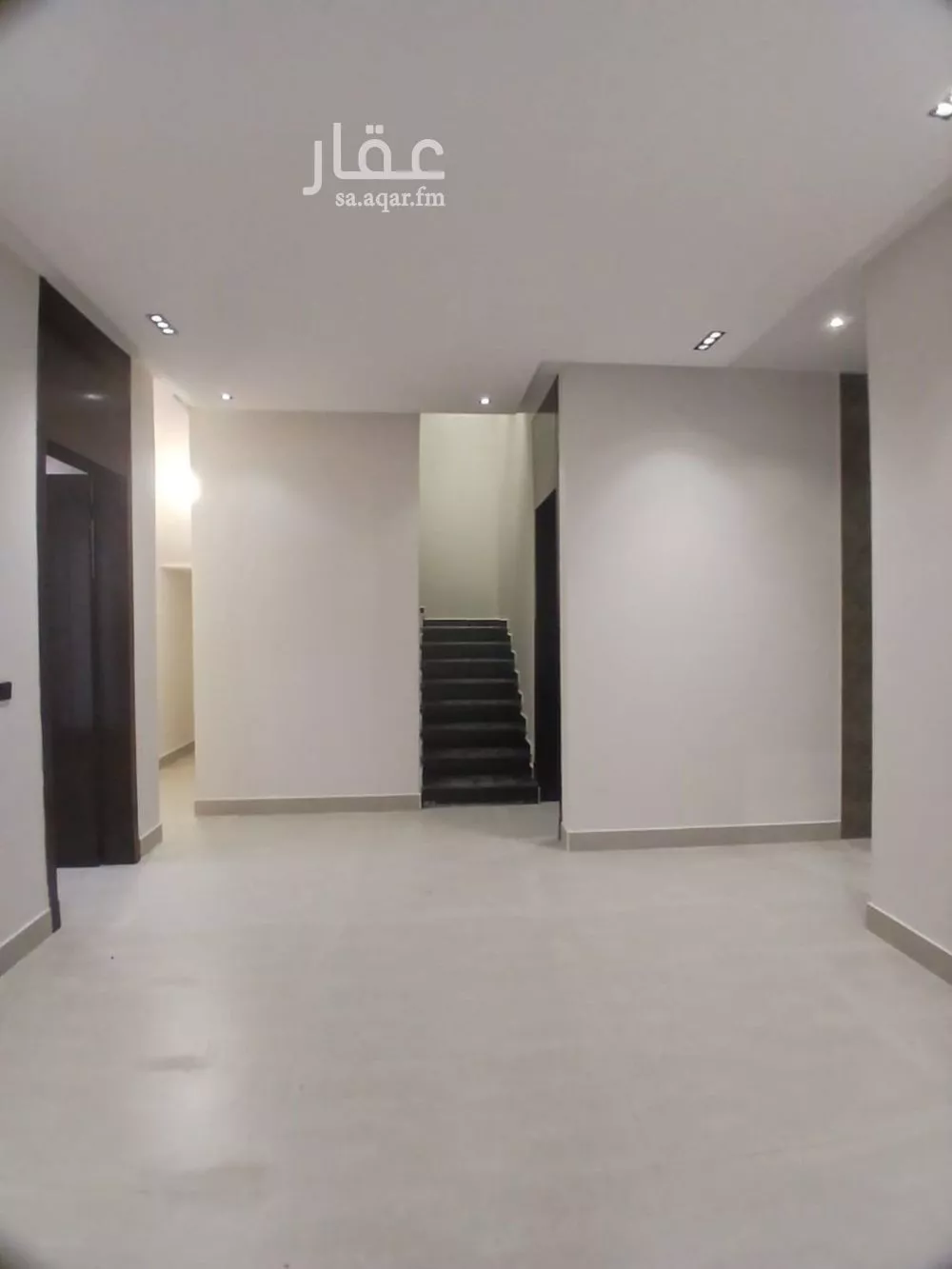 6 bedroom villa in Al Uraija Al Gharbiyah 11